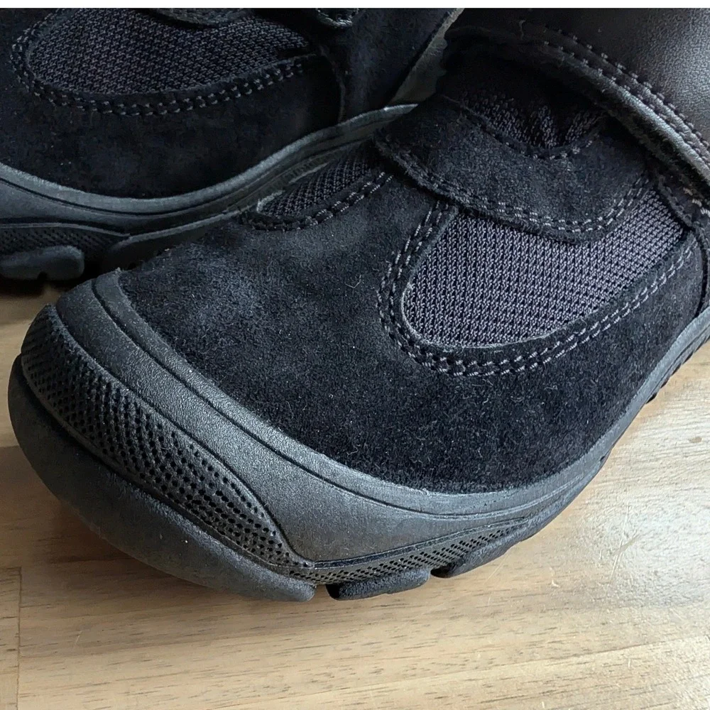 Froddo NEW! Tex Waterproof Black Boots Size 38-US 6 Youth